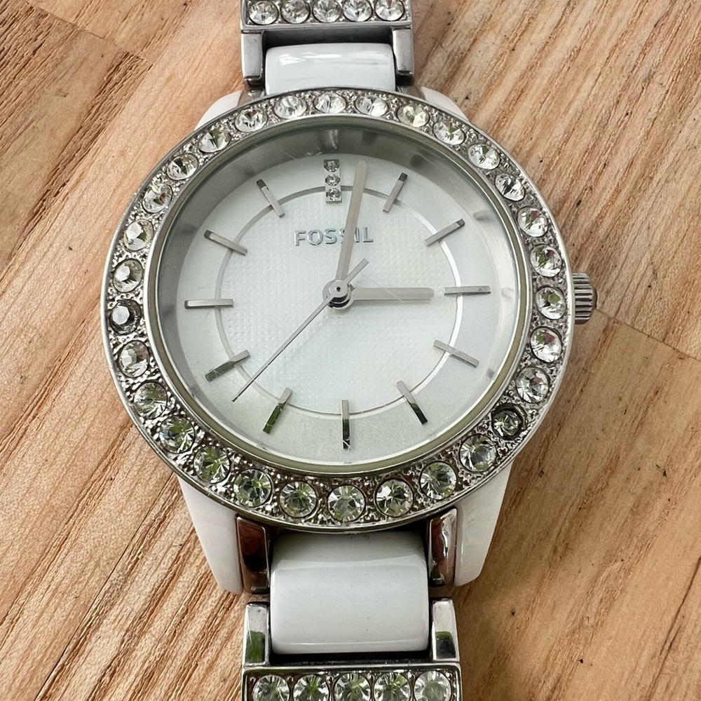 Fossil ladies silver tone white ceramic dress watch NEW BATTERY